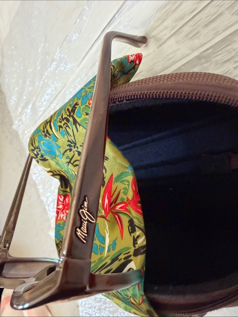 Maui Jim Brown Cat-Eye Sunglasses with Green Inner Trim - Picture 4 of 7